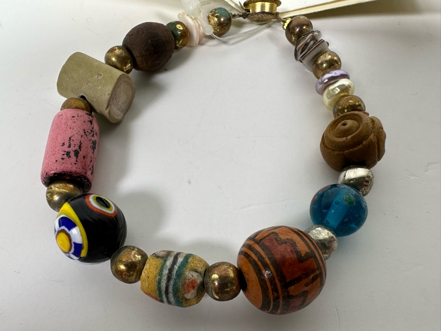 Beads From Around The World Bracelet [Photo 4]