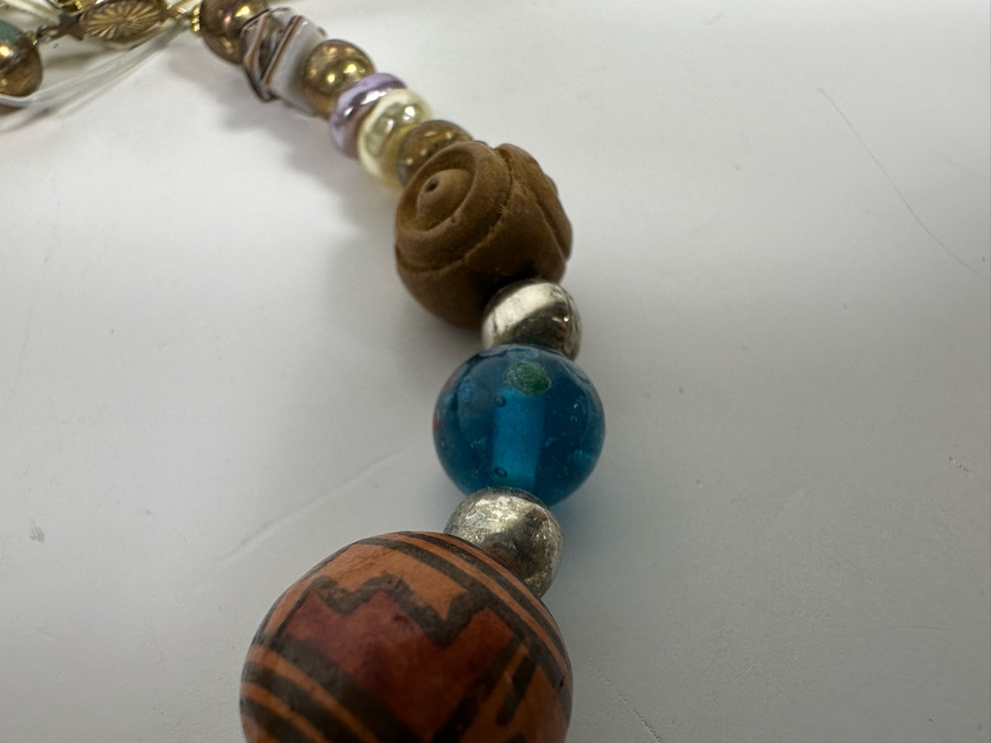 Beads From Around The World Bracelet [Photo 9]