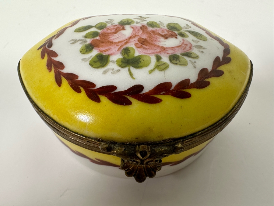 Hand Painted French Porcelain Box 2.5W [Photo 2]