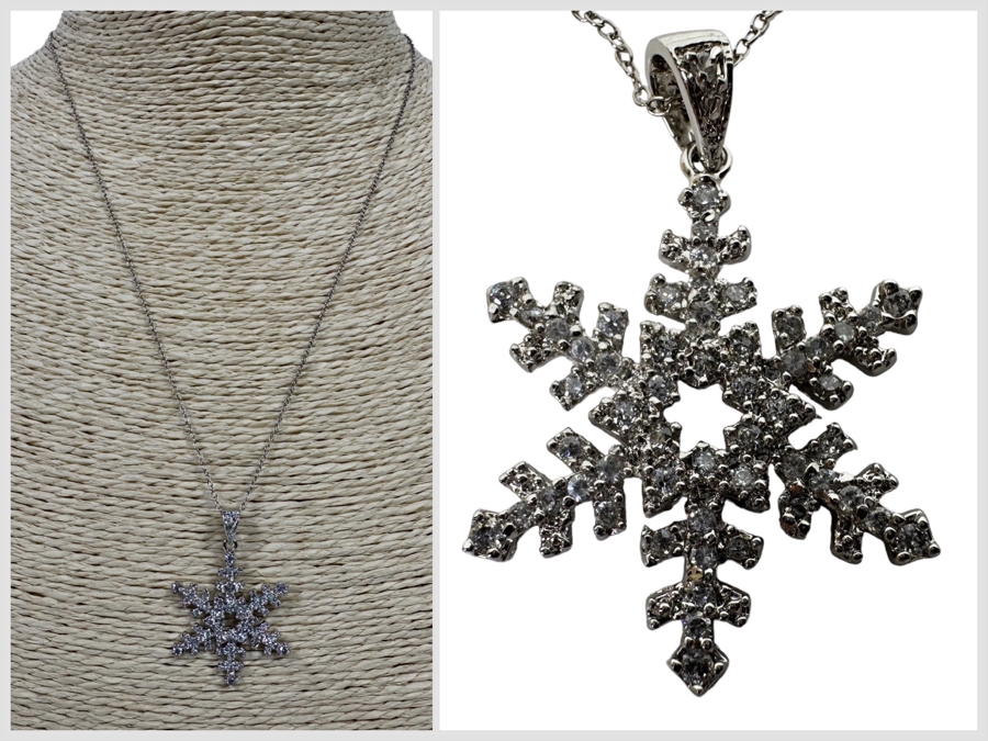 Sterling Silver Snowflake Pendant With 18' Sterling Silver Chain Necklace 4.4g [Photo 1]
