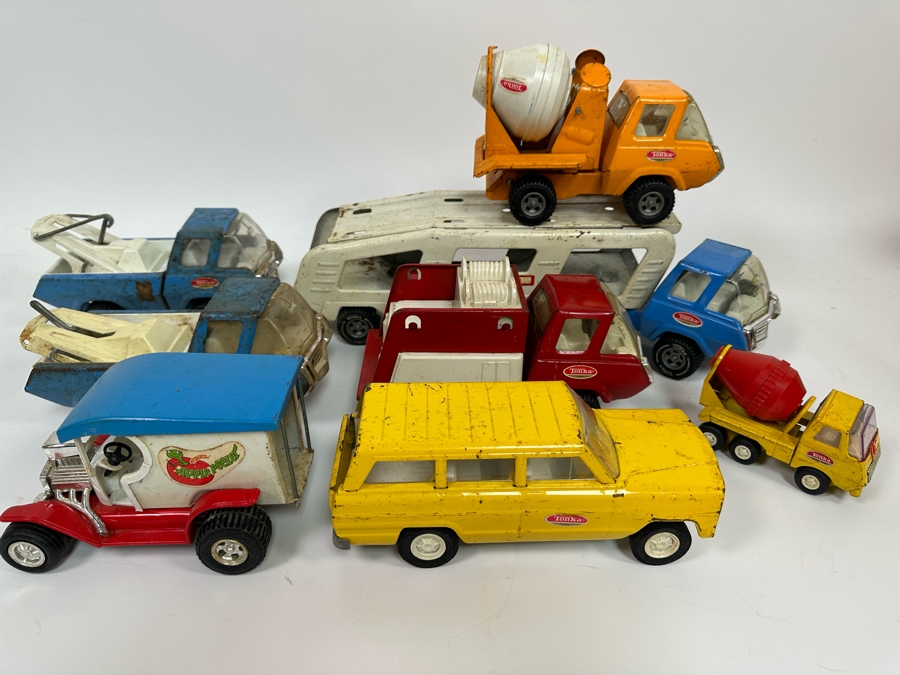 Collection Of Eight Vintage Seventies Metal Tonka Trucks / Cars [Photo 4]