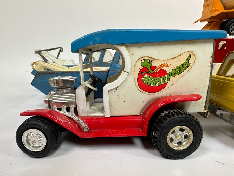 Collection Of Eight Vintage Seventies Metal Tonka Trucks / Cars [Photo 5]