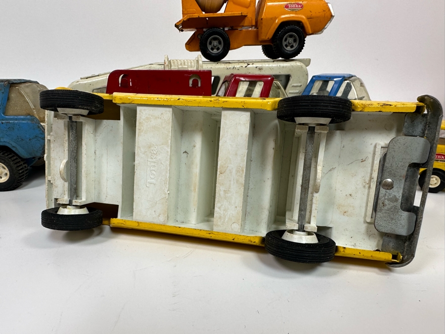Collection Of Eight Vintage Seventies Metal Tonka Trucks / Cars [Photo 13]