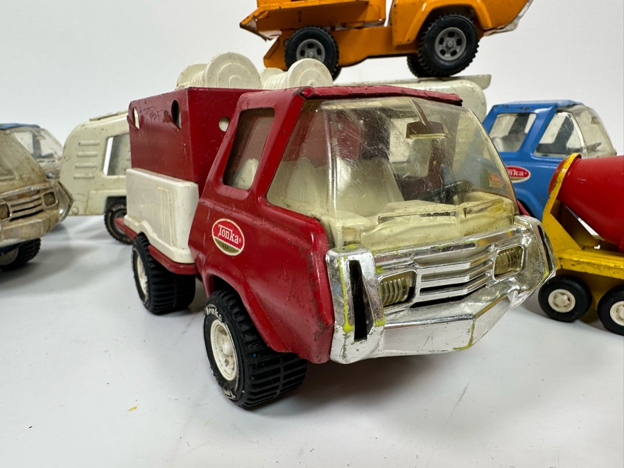 Collection Of Eight Vintage Seventies Metal Tonka Trucks / Cars [Photo 16]