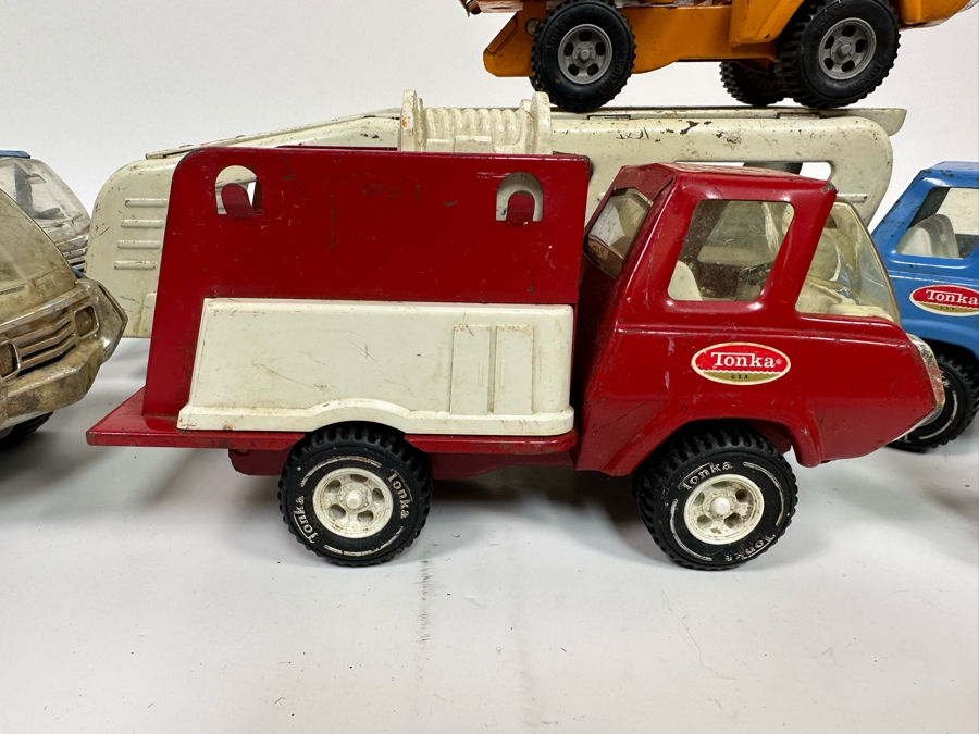 Collection Of Eight Vintage Seventies Metal Tonka Trucks / Cars [Photo 14]