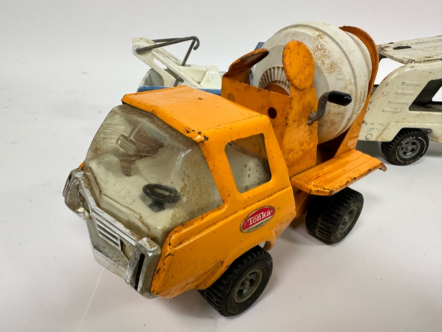 Collection Of Eight Vintage Seventies Metal Tonka Trucks / Cars [Photo 27]