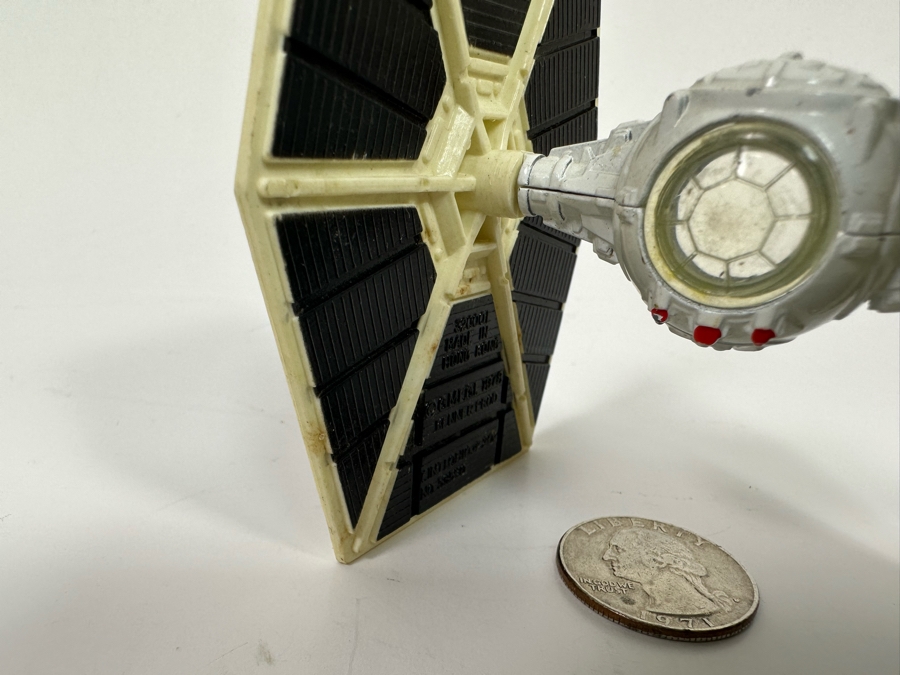 Original 1978 Kenner Productions Star Wars T‪ie Fighter Missing Back Plastic Window Made In Hong Kong [Photo 9]