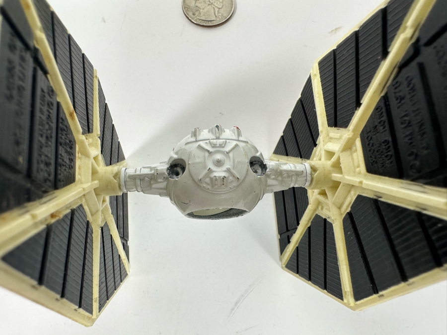 Original 1978 Kenner Productions Star Wars T‪ie Fighter Missing Back Plastic Window Made In Hong Kong [Photo 15]