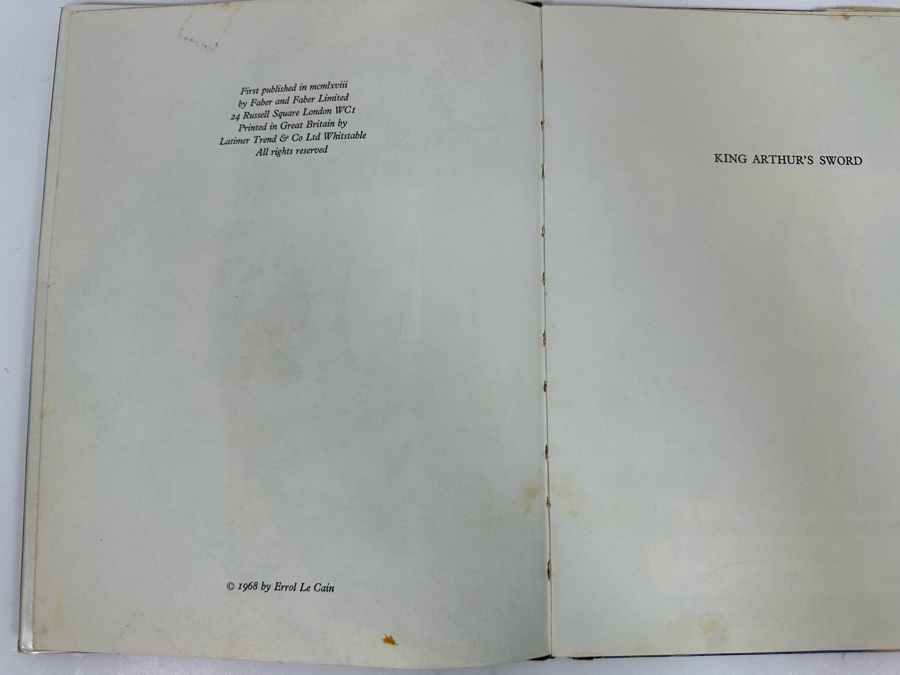 1968 First Edition Hardcover Book King Arthur's Sword By Errol Le Cain Former Library Book [Photo 5]