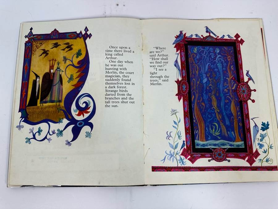 1968 First Edition Hardcover Book King Arthur's Sword By Errol Le Cain Former Library Book [Photo 7]