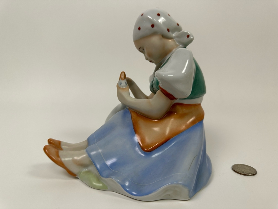Vintage Hungarian Zsolnay Pecs Hand Painted Figurine Young Girl Feeding The Goose 6.5H [Photo 6]