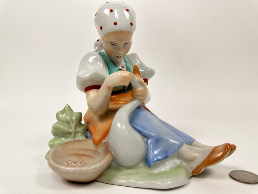 Vintage Hungarian Zsolnay Pecs Hand Painted Figurine Young Girl Feeding The Goose 6.5H [Photo 3]