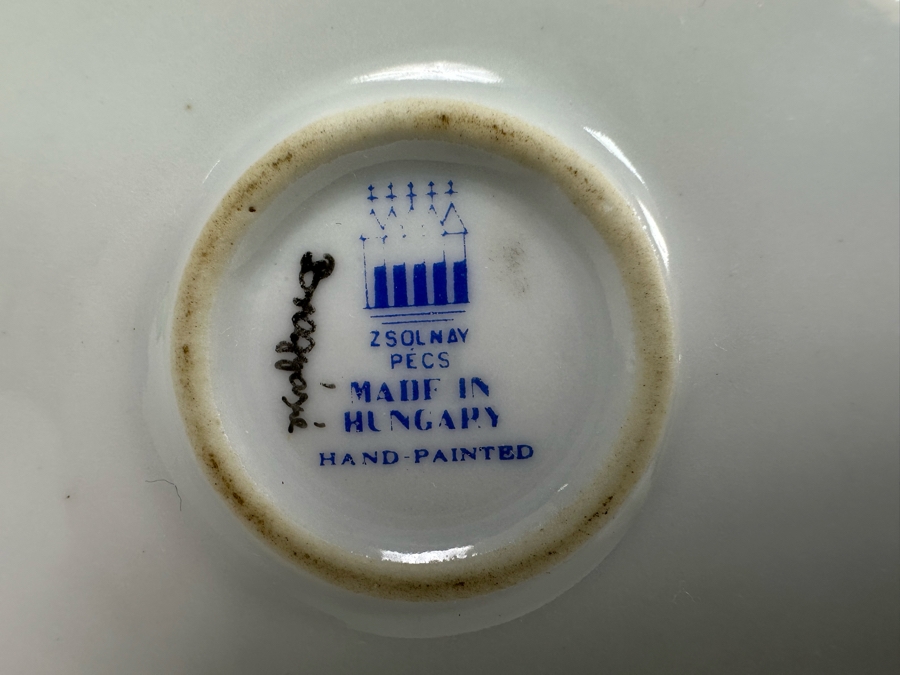 Vintage Hungarian Zsolnay Pecs Hand Painted Figurine Young Girl Feeding The Goose 6.5H [Photo 8]