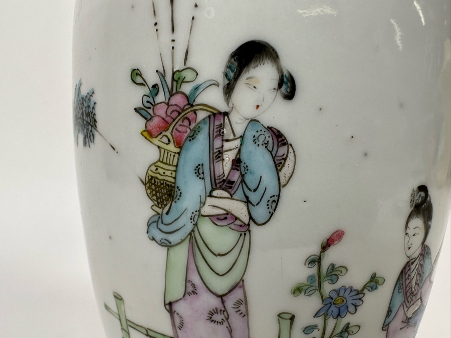 Vintage Signed Chinese Hand Painted Porcelain Vase 9H [Photo 6]