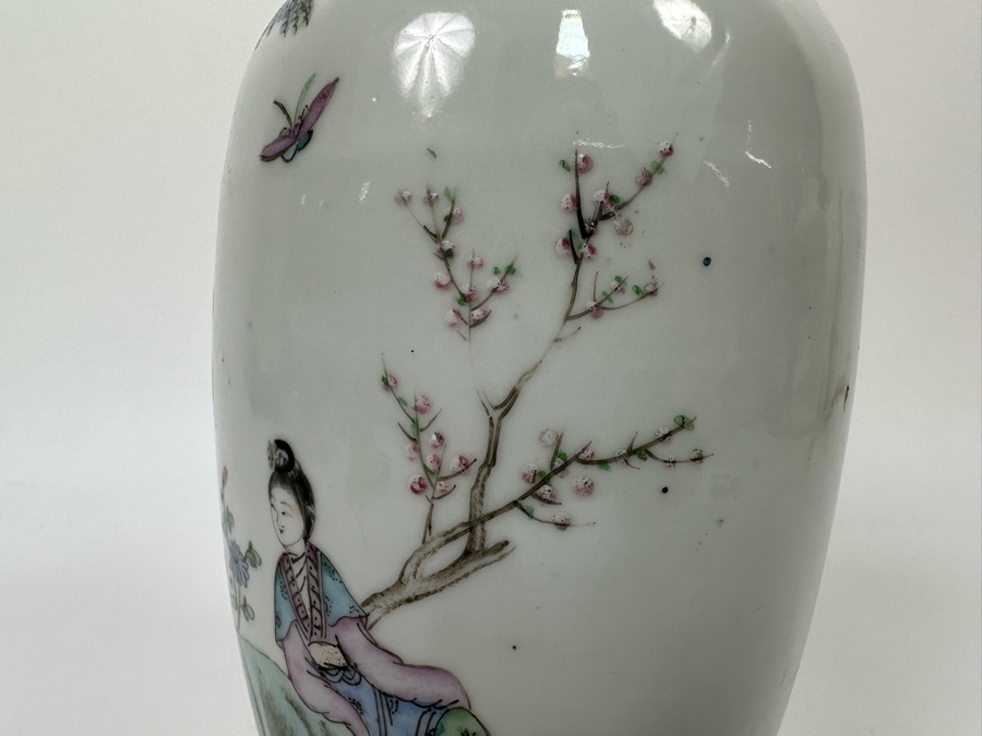 Vintage Signed Chinese Hand Painted Porcelain Vase 9H [Photo 11]