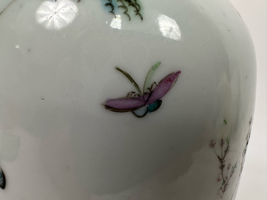 Vintage Signed Chinese Hand Painted Porcelain Vase 9H [Photo 10]