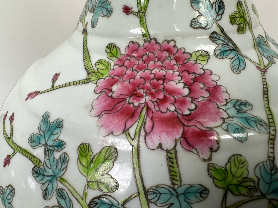 Pair Of Vintage Chinese Hand Painted Porcelain Vases 15H [Photo 15]