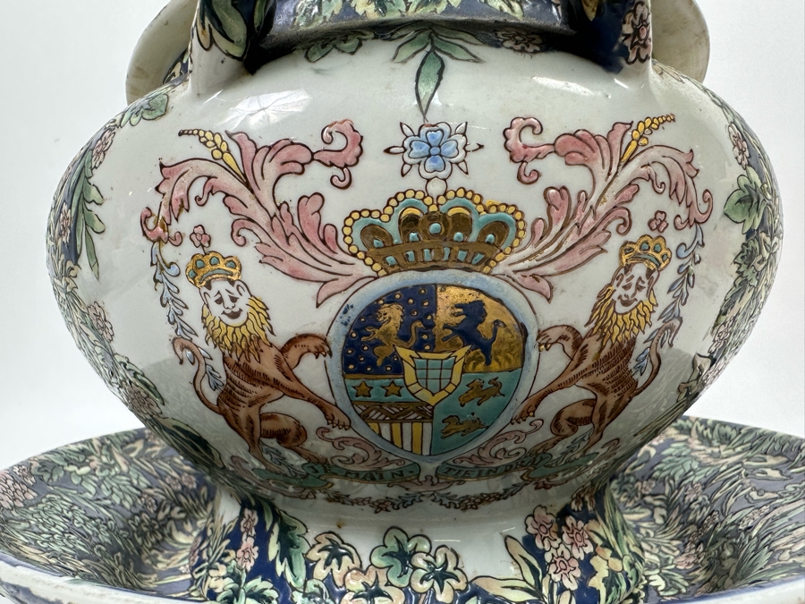 Vintage Signed Chinese Export Soup Tureen With Underplate 13W X 8D X 11H [Photo 10]