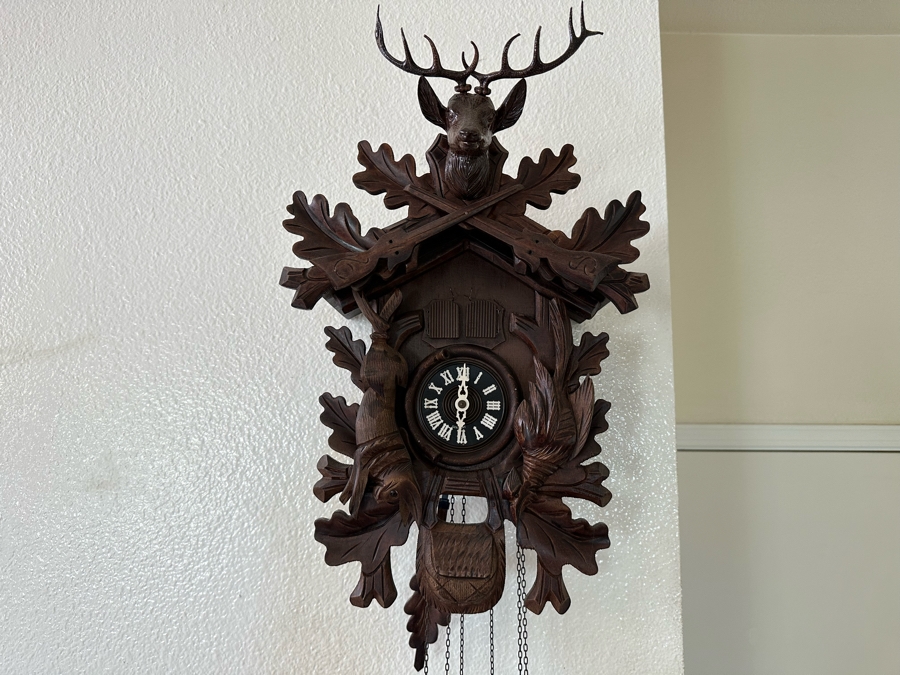 Vintage Wooden Cuckoo Clock With Thorens Movement Blue Danube Music Box Chime Working [Photo 3]