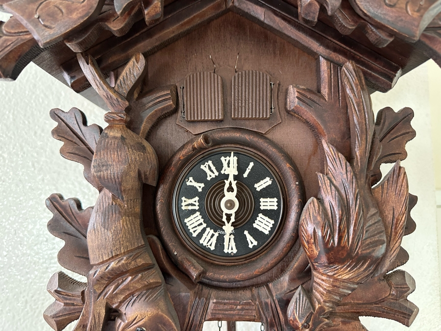 Vintage Wooden Cuckoo Clock With Thorens Movement Blue Danube Music Box Chime Working [Photo 6]