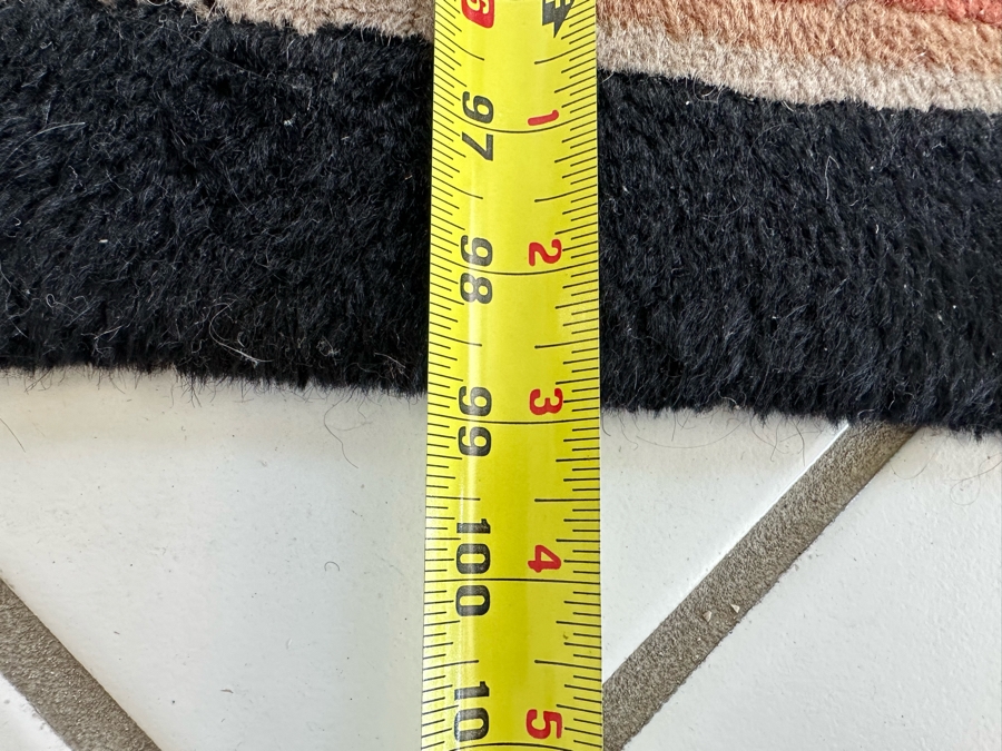 Vintage Chinese Wool Area Rug Imperial Ming Design 5'6' X 8'6' Retailed $1,200 [Photo 9]