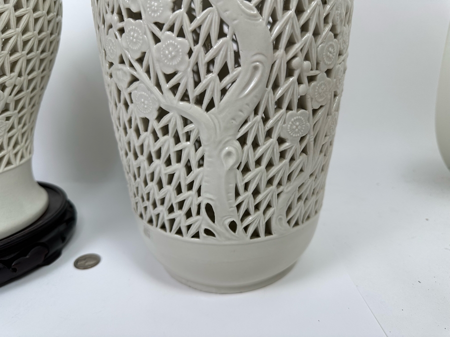 Pair Of Vintage Chinese White Reticulated Porcelain Jars Vases 17H [Photo 6]