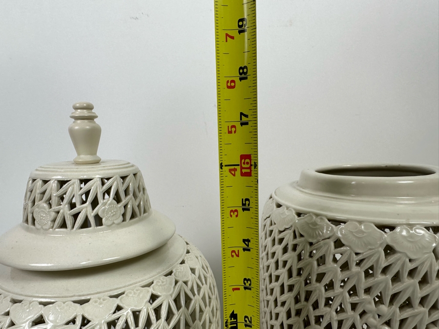 Pair Of Vintage Chinese White Reticulated Porcelain Jars Vases 17H [Photo 10]