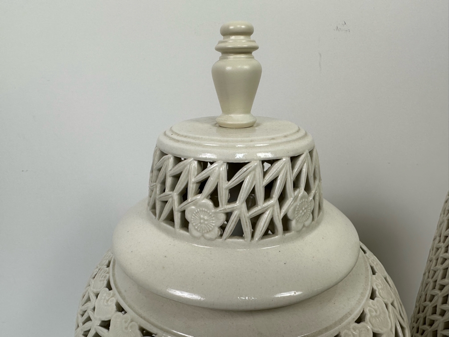 Pair Of Vintage Chinese White Reticulated Porcelain Jars Vases 17H [Photo 8]