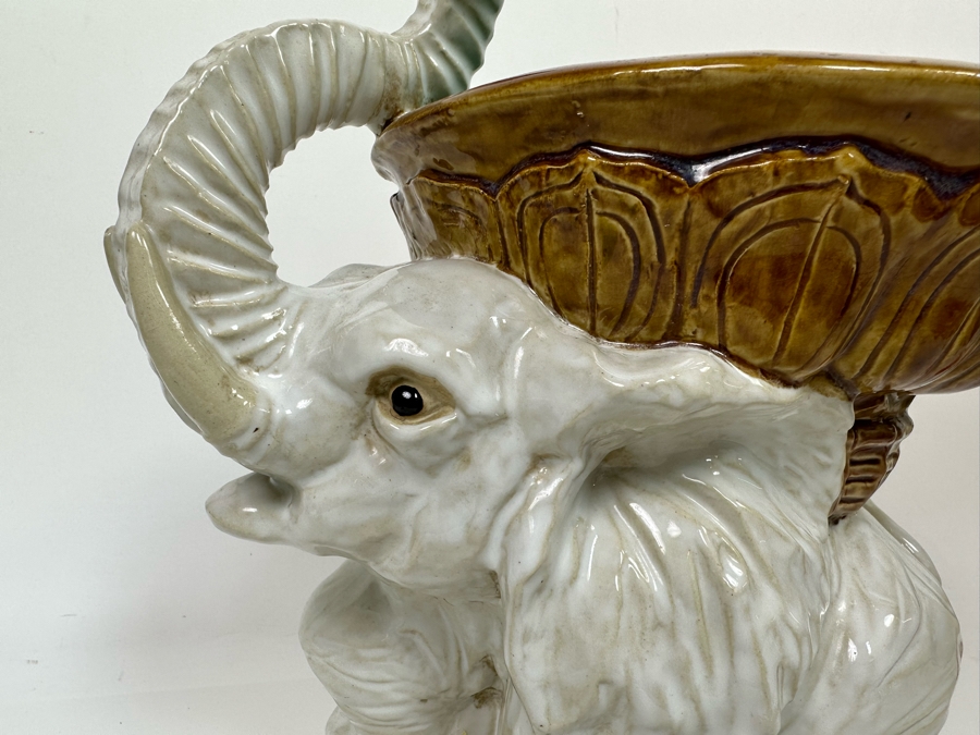 Glazed Ceramic Majolica Lucky Elephant Key Dish 13W X 7D X 14H [Photo 9]