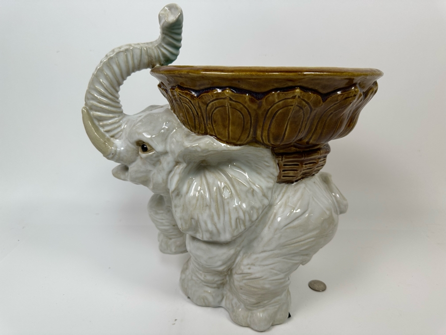 Glazed Ceramic Majolica Lucky Elephant Key Dish 13W X 7D X 14H [Photo 3]