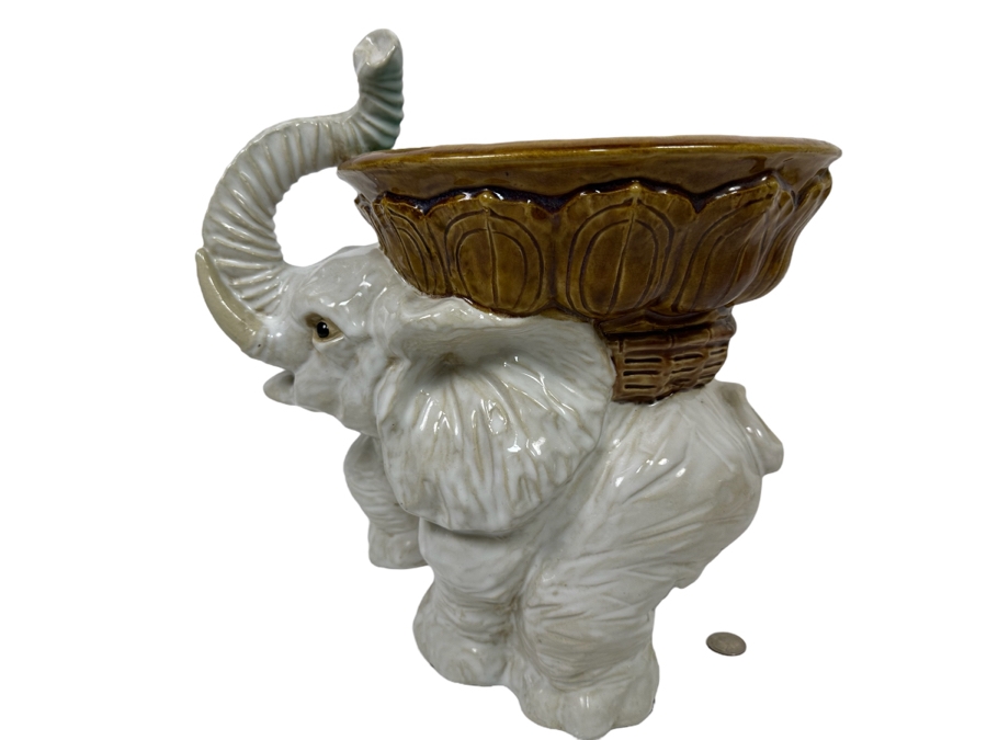 Glazed Ceramic Majolica Lucky Elephant Key Dish 13W X 7D X 14H [Photo 2]