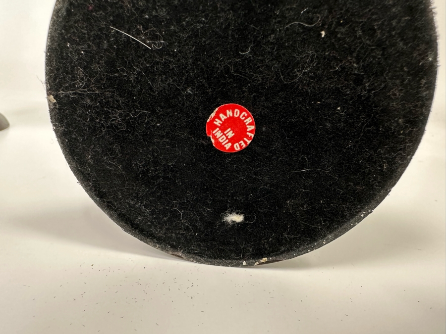 Pair Of Decorative Metal Urns From India 12.5H [Photo 5]