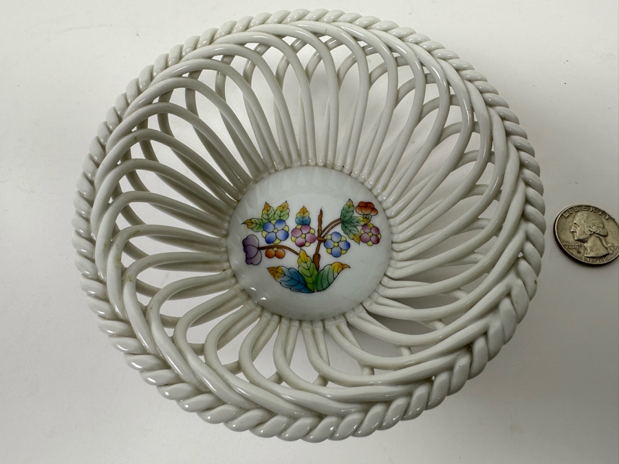 Herend Hungary Hand Painted Openwork Weave Basket Porcelain Dish 5W X 1.5H [Photo 2]