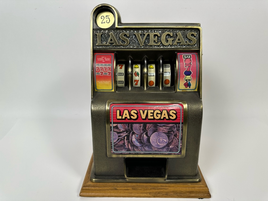 Working Las Vegas Toy Slot Machine Bank [Photo 2]