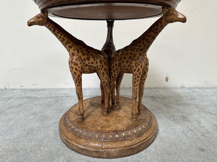 Giraffe Motif Side Table 28W X 28H [Photo 4]