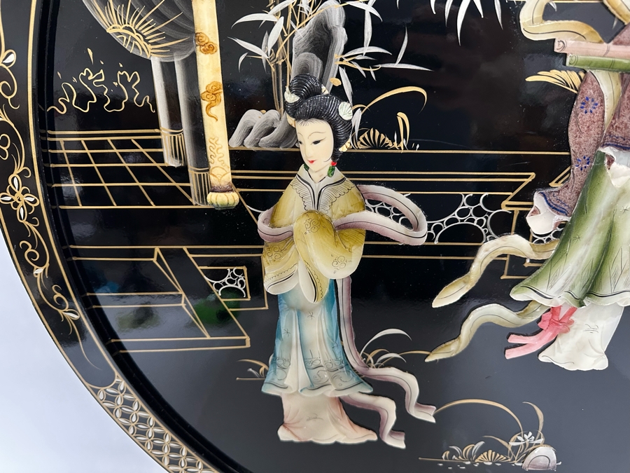 Vintage Round Japanese Wall Plaque With Black Lacquer And Applied Figures 30R [Photo 5]