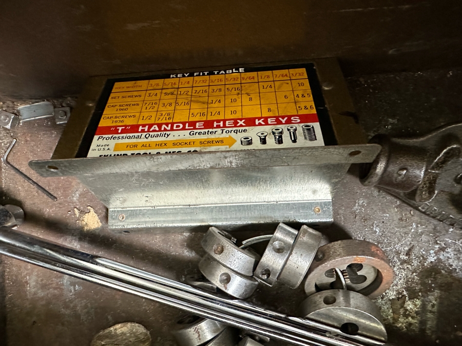 Vintage Metal Craftsman Toolbox With Casters Filled With Tools 18W X 10D X 15H - See Photos [Photo 19]