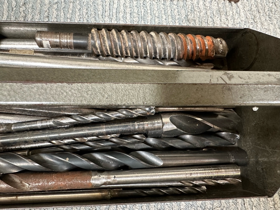 Vintage Crafstman Metal Toolbox With Tools 19.5W X 6D X 6H - See Photos [Photo 8]