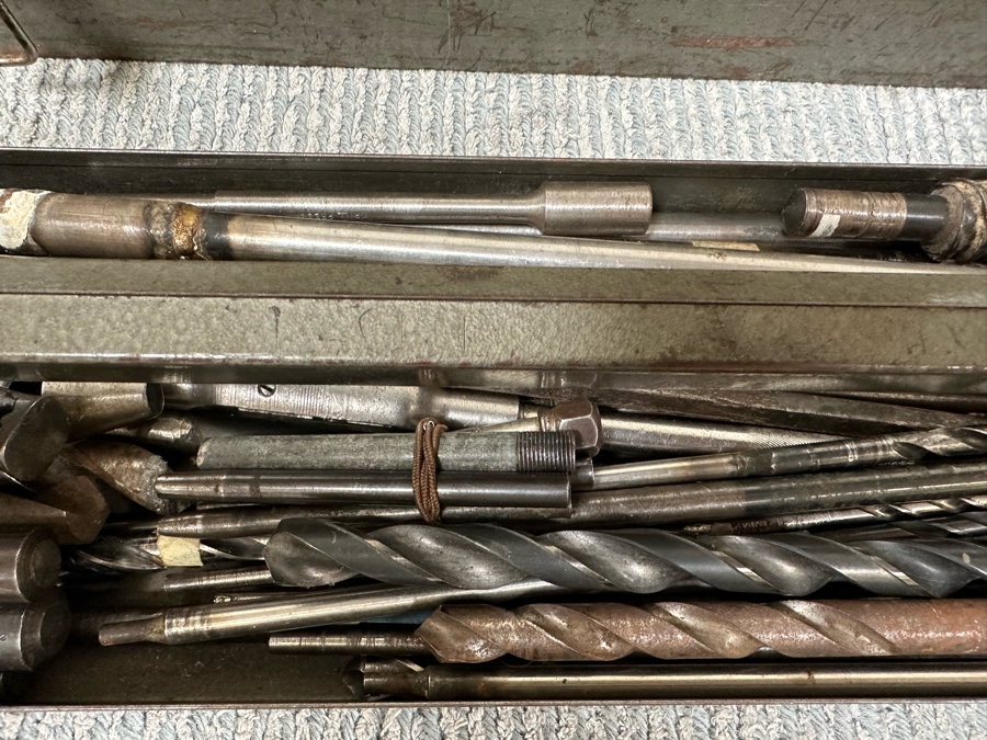 Vintage Crafstman Metal Toolbox With Tools 19.5W X 6D X 6H - See Photos [Photo 7]