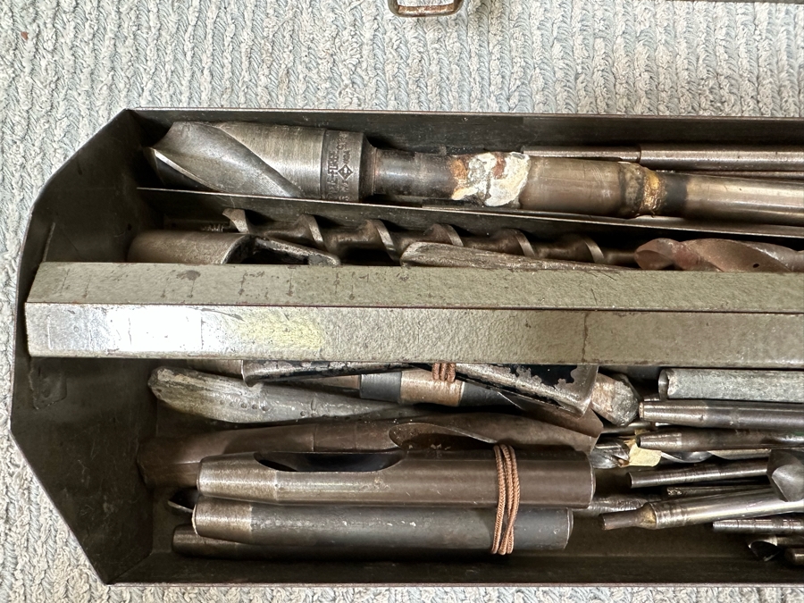 Vintage Crafstman Metal Toolbox With Tools 19.5W X 6D X 6H - See Photos [Photo 6]