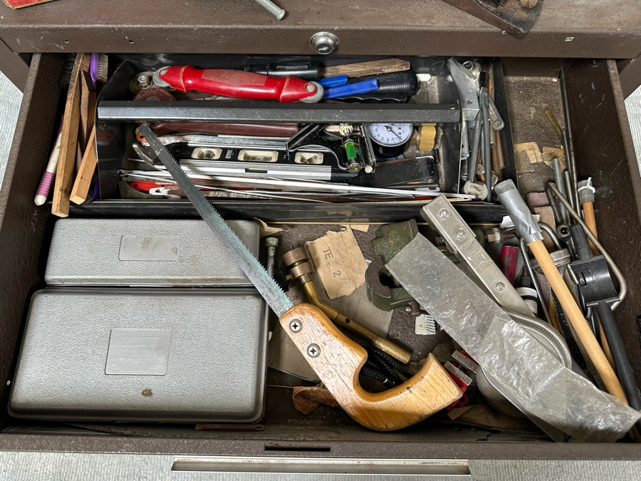 Kennedy Steel Tool Roller Cabinet Tool Chest 27W X 18D X 34H Filled With Tools - See Photos [Photo 11]