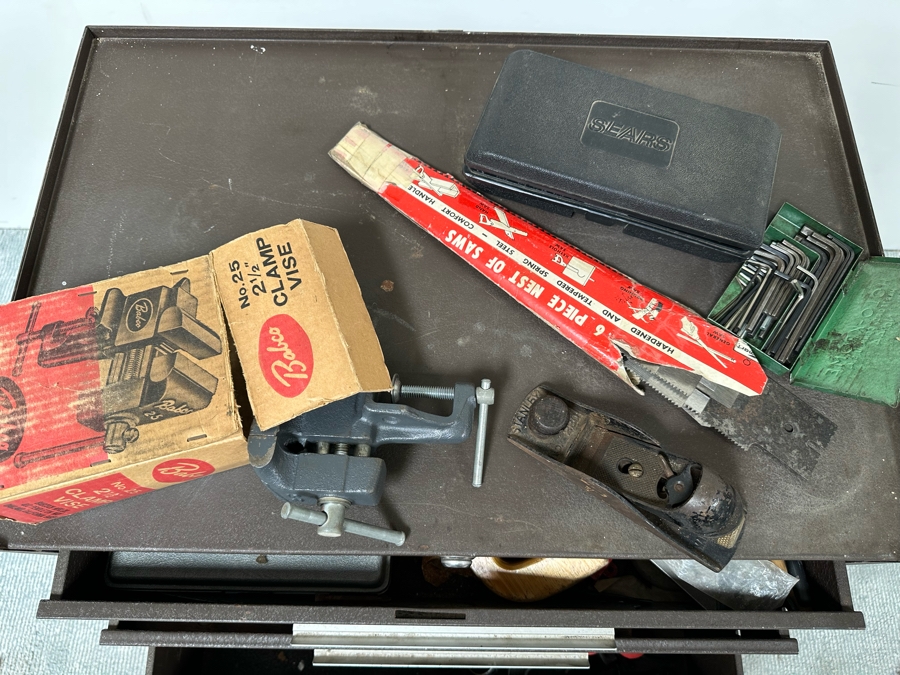 Kennedy Steel Tool Roller Cabinet Tool Chest 27W X 18D X 34H Filled With Tools - See Photos [Photo 7]