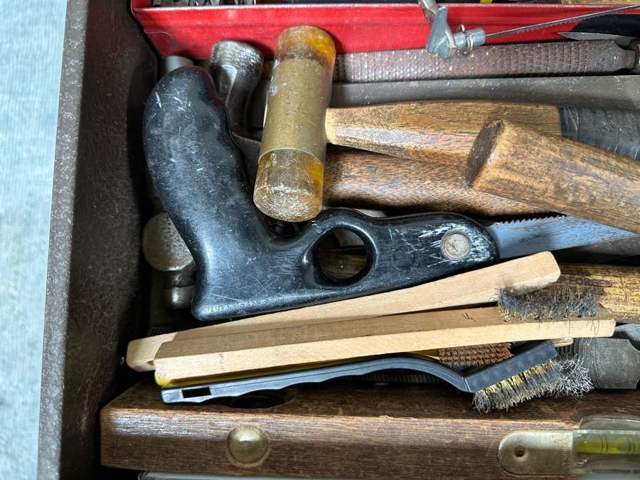 Kennedy Steel Tool Roller Cabinet Tool Chest 27W X 18D X 34H Filled With Tools - See Photos [Photo 16]