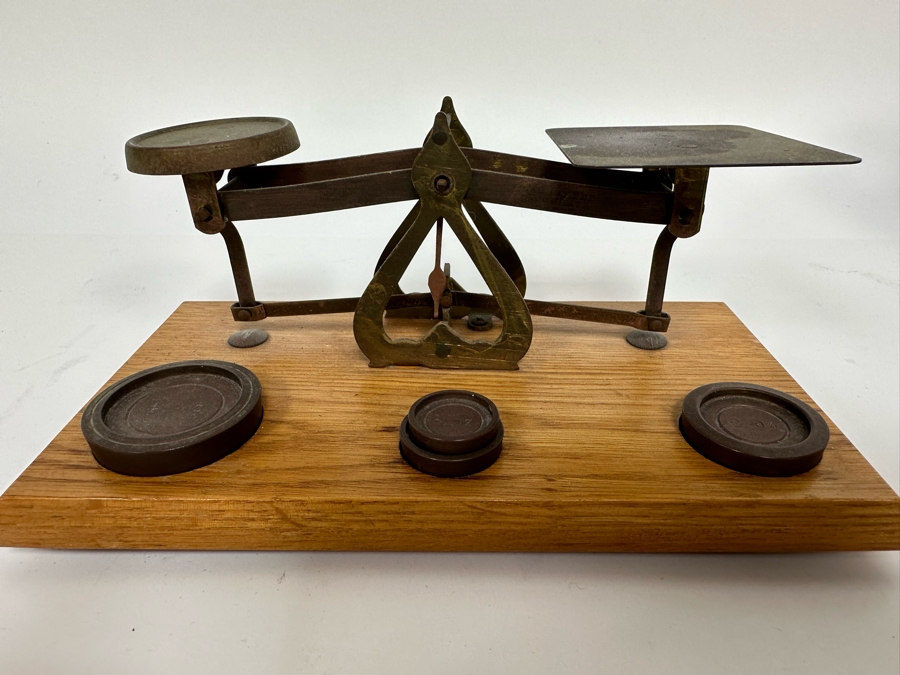 Vintage English Balance Scale 8W X 4D X 3H [Photo 3]
