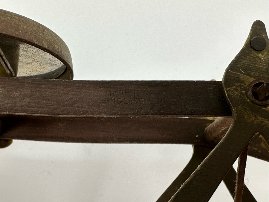 Vintage English Balance Scale 8W X 4D X 3H [Photo 11]