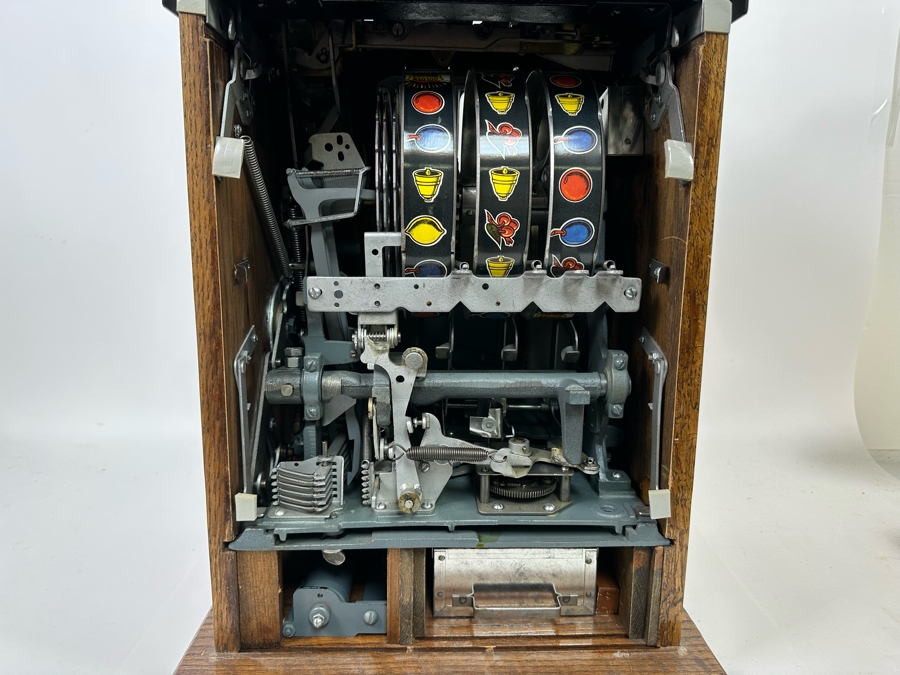 1940s Mills 25 Cent Black And Gold Golden Nugget Slot Machine Believed To Be A Reproduction In Great Working Condition Loaded With Quarters Ready To Payout 16W X 15.5D X 26H [Photo 14]