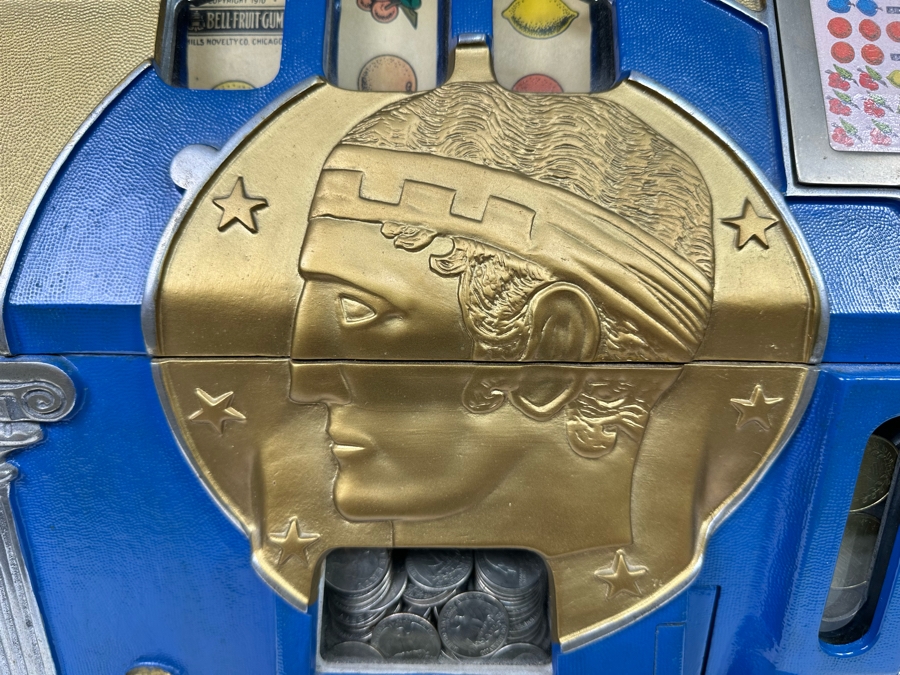 25 Cent Mills Novelty Roman Head Slot Machine Circa 1930s Loaded With Quarters Ready To Payout Great Working Condition With Key 16W X 15D X 27H See Video For Demo SN 307725 [Photo 4]