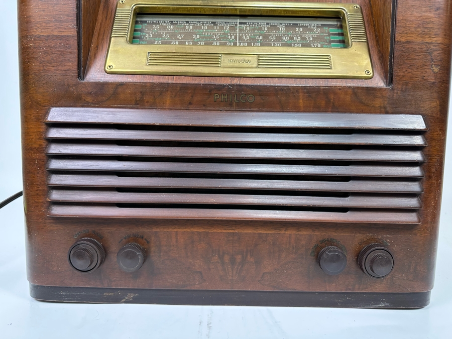 Mid-Century Philco Tube AM/SW Radio Working 18W X 10D X 14H [Photo 8]
