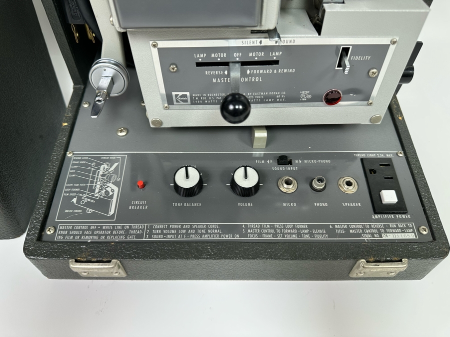 Vintage Kodak Pageant 16mm Moview / Sound Projector 12W X 11D X 16H [Photo 6]