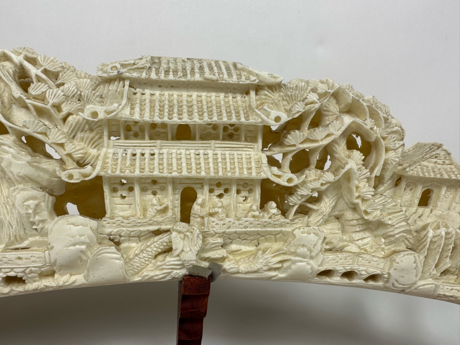 Faux Ivory Resin Decorative Sculpture 31W X 4D X 10H [Photo 15]